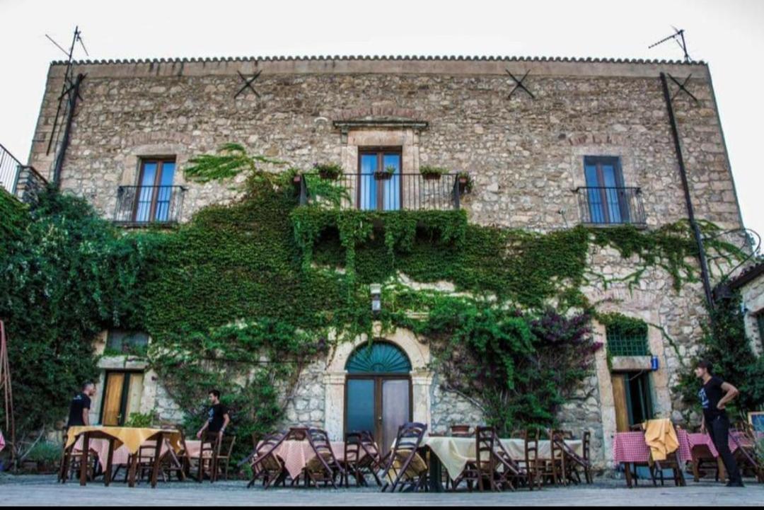 Agriturismo Feudo Tudia Landro Dış mekan fotoğraf